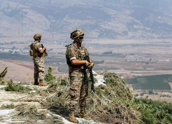 Army officers in South oppose North Litani facilities