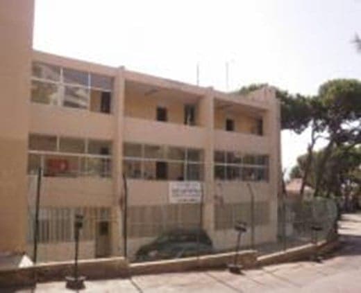 Baabda FPM condemns school closure