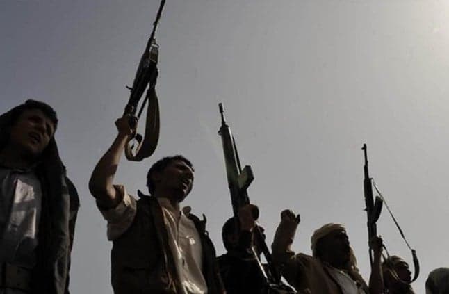 Houthis Launch Multiple Missiles on Coast