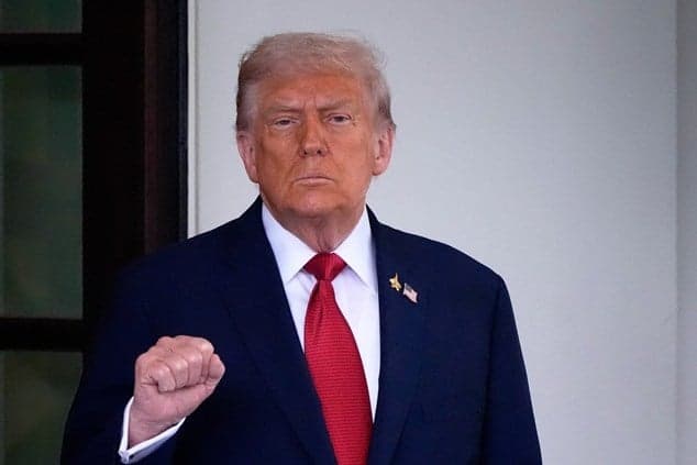 Trump warns Strait of Hormuz may open soon