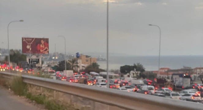 Lebanon man falls from bridge