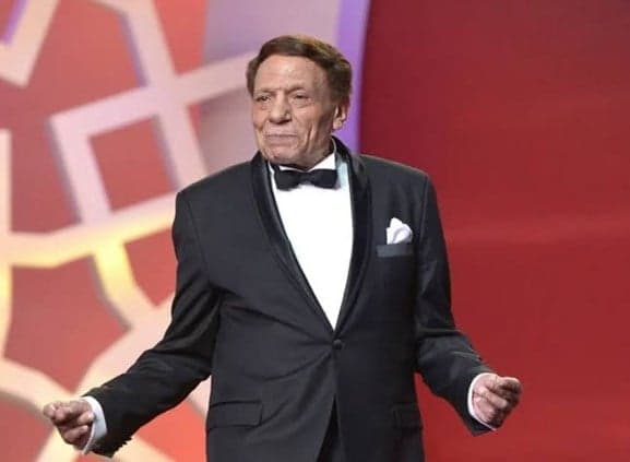 Controversial Photo of Adel Imam Circulates
