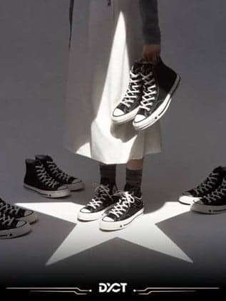 US shoe ad sparks backlash and apology