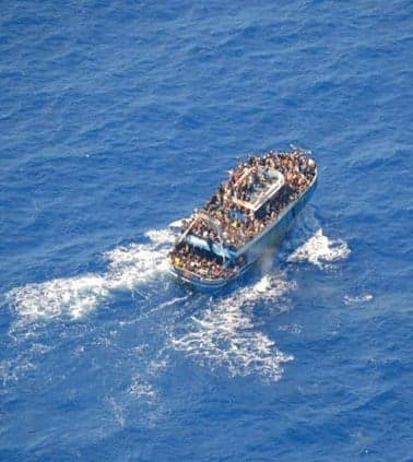 Anxious moments in northern Lebanon over suspected smuggling boat