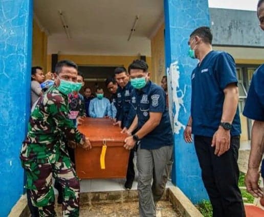 Soldier killed and six injured in ammunition depot explosion in Indonesia