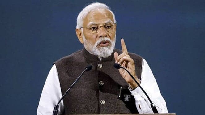 Indian Cockroaches Challenge Modi
