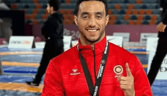 مصارع مصر يعلق على هروبه من المطار