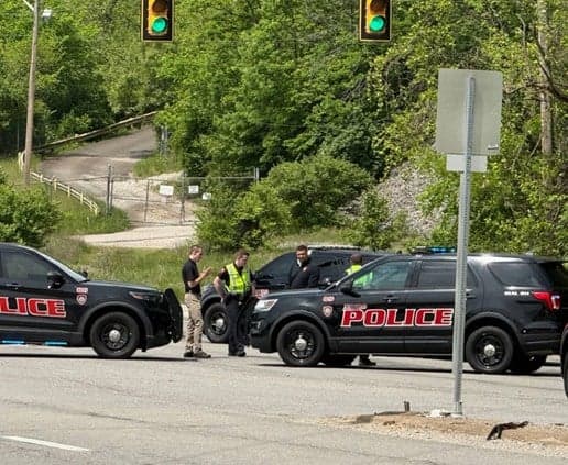 Man detained over Molotov attack at New York federal site