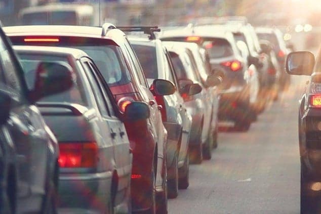 تقييد المرور في بعض الشوارع اليوم وغداً