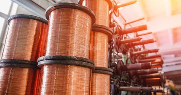 Copper hits record $14,600 per ton