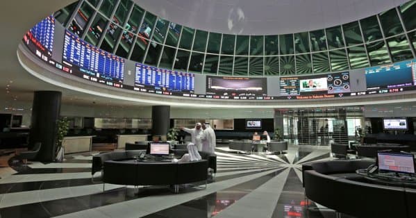 تباين أداء مؤشري بورصة البحرين