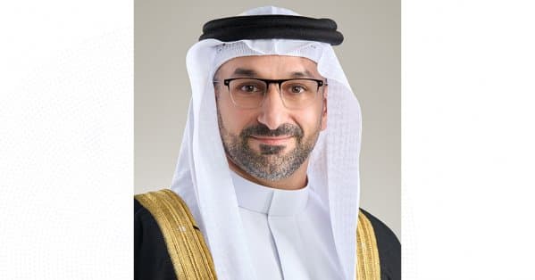 وزير الصناعة يحدد أنشطة تقتصر على البحرينيين لتعزيز الكفاءات