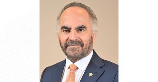 عبد الرحمن جواهري يهنئ المجلس على اليوبيل الفضي