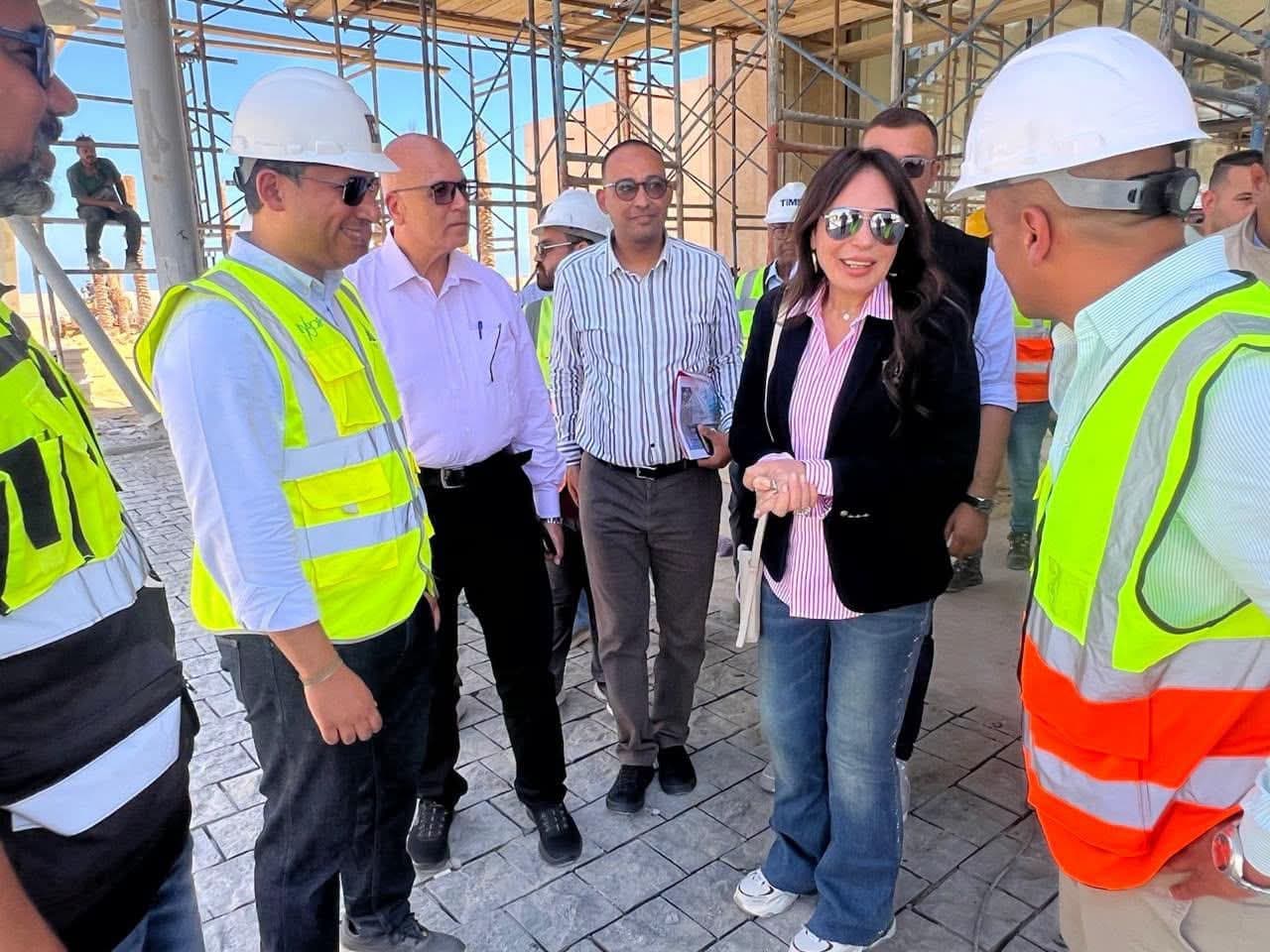 Housing Minister reviews Ilm Al-Roum project