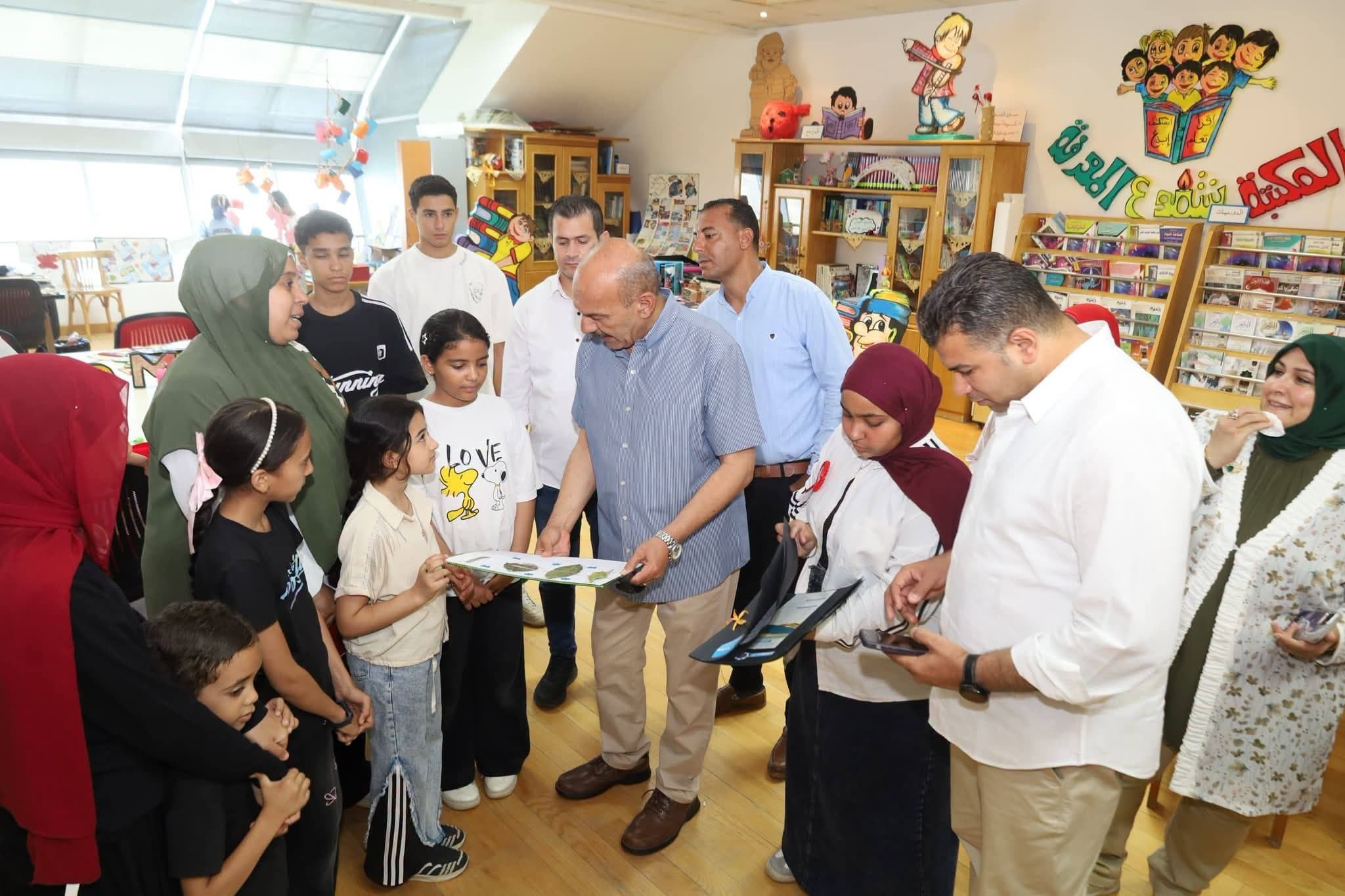 Suez Governor Praises Scientific Support