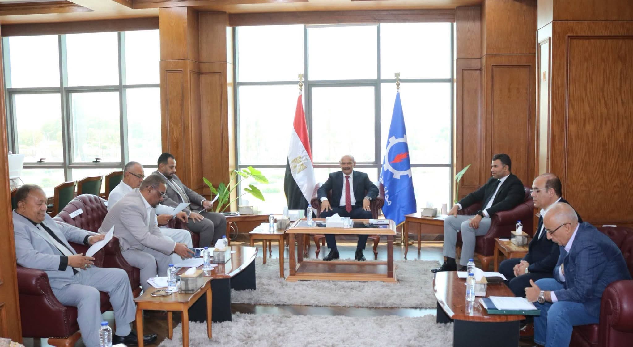 Suez Governor Discusses Public Services