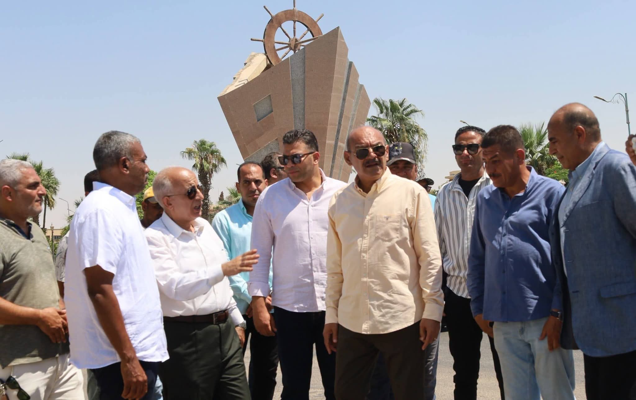Suez Governor Reviews Summer Plus Area