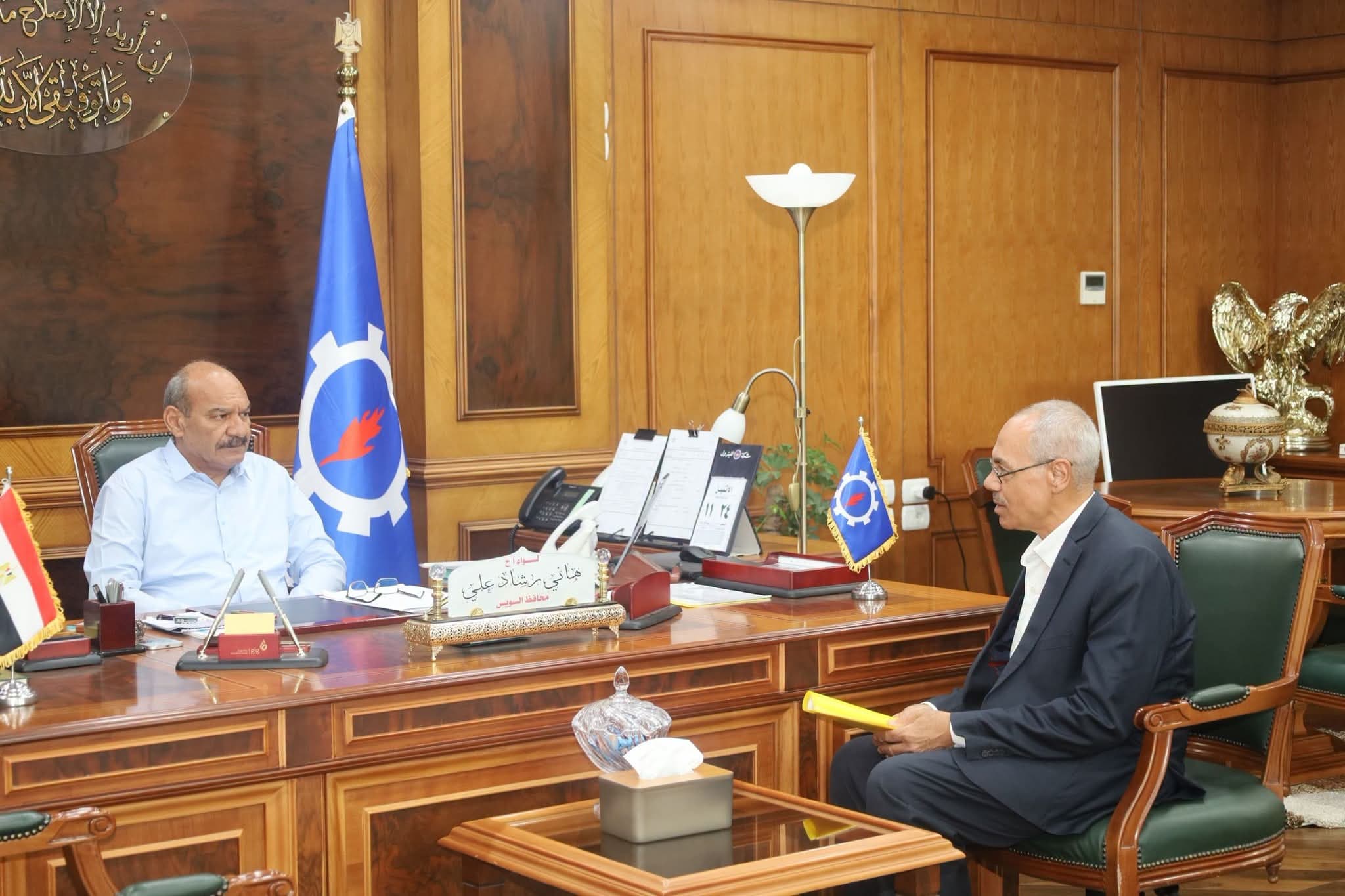 Suez Governor Meets New Education Buildings GM