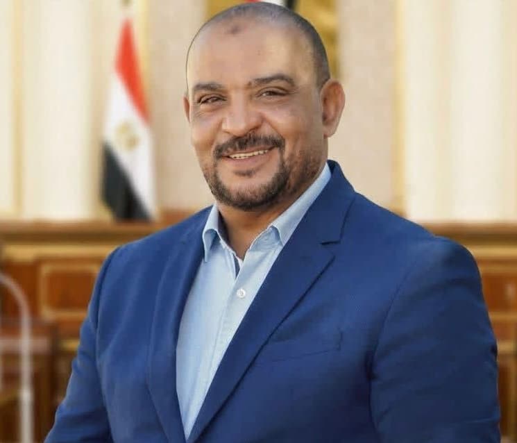 اجتماع محافظ السويس يتناول عمال المياومة ومساكن الأتكة
