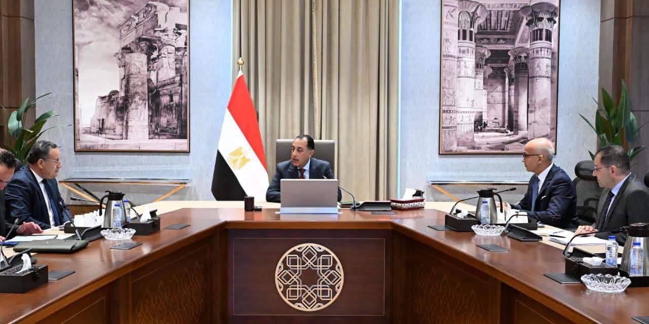 PM reviews Exeter university partnership in Egypt