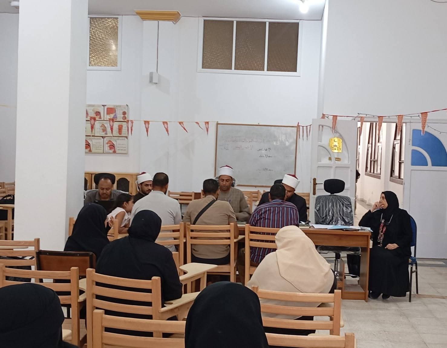 اليوم الثاني من اختبارات محفظي القرآن في السويس
