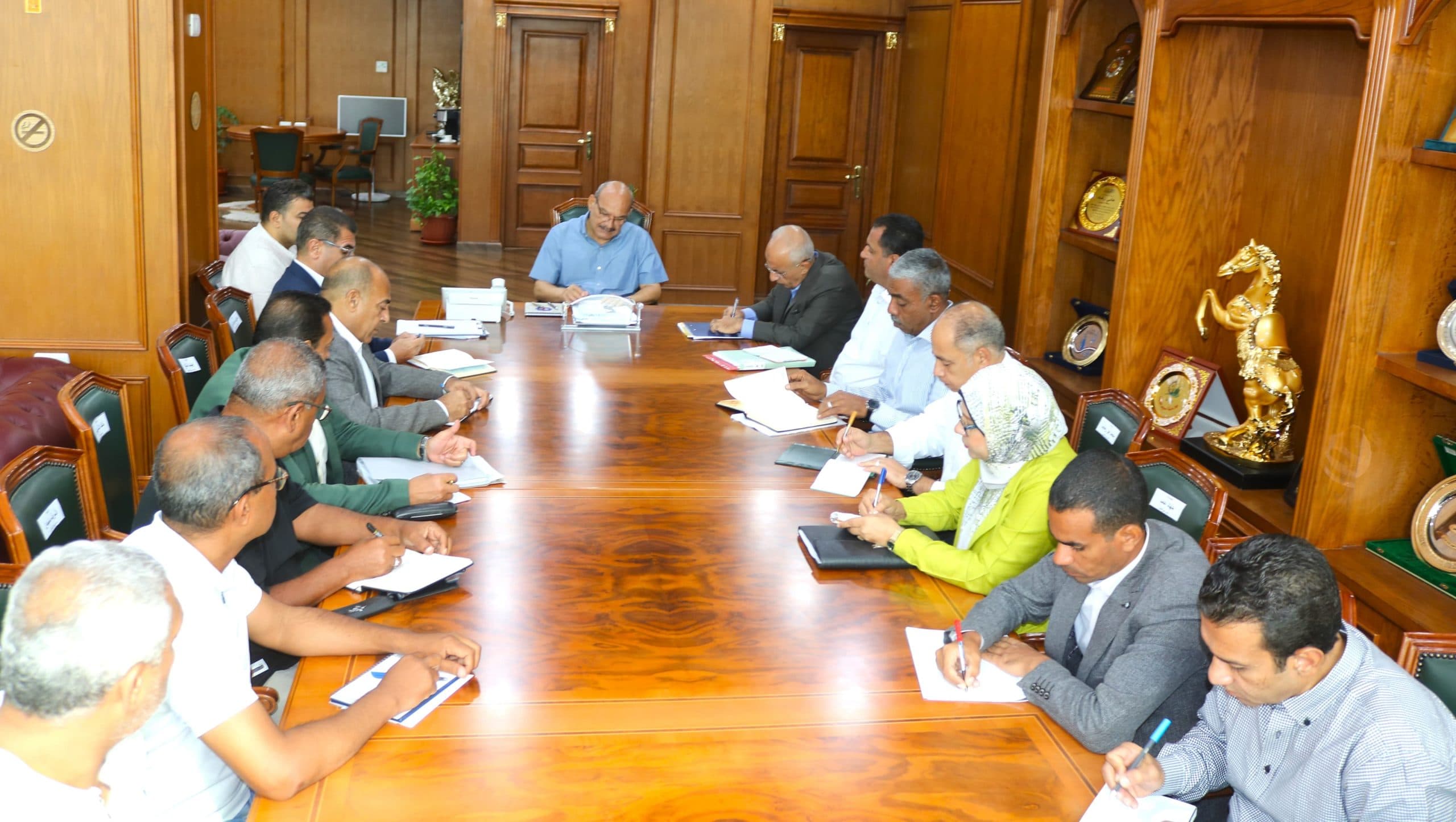 Suez Governor Promotes National Loyalty