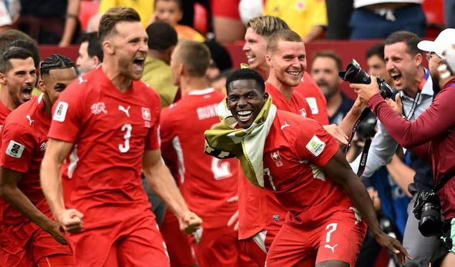 ركلات الترجيح تضع سويسرا في ربع نهائي كأس العالم على حساب كولومبيا