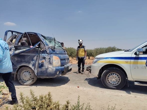 الدفاع المدني يُعلن عن وفاة شخصين و17 إصابة في حوادث سير في سوريا