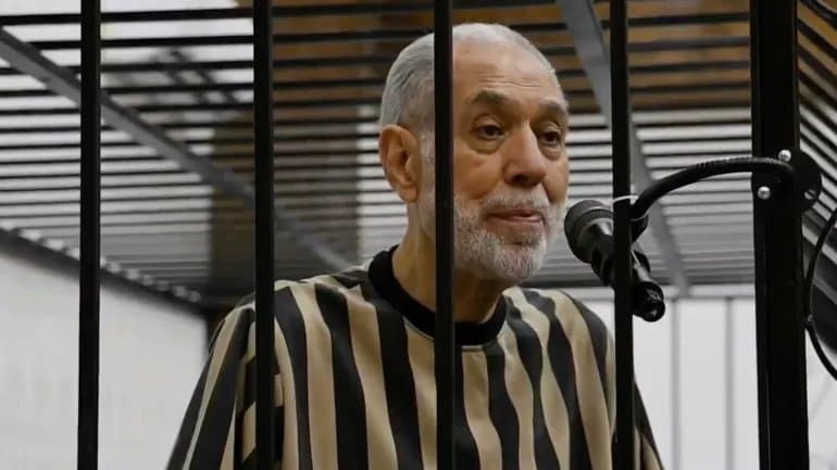 بدء ثاني جلسات محاكمة مفتي الجمهورية أحمد حسون في عهد النظام السابق