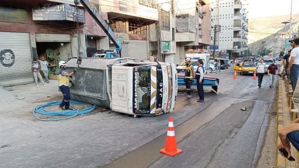الدفاع المدني يسجل وفيات وإصابات بحوادث سير في سوريا
