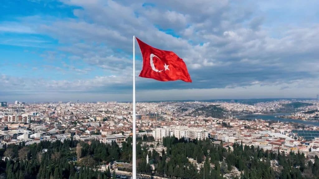 تركيا تلغي تأشيرة الدبلوماسيين السوريين