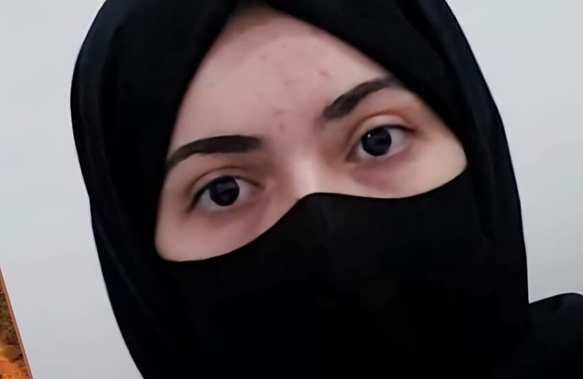 إلغاء تصنيف طالبة سورية من أوائل الثانوية