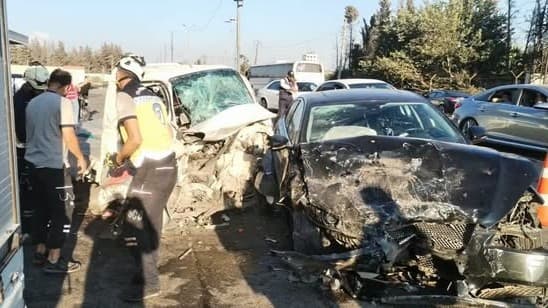الدفاع المدني يسجل وفاة و18 اصابة بحوادث سير في سوريا