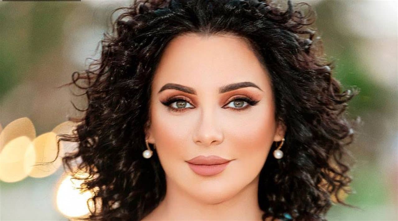 سلاف فواخرجي تتحدث عن عودة أصالة إلى سوريا