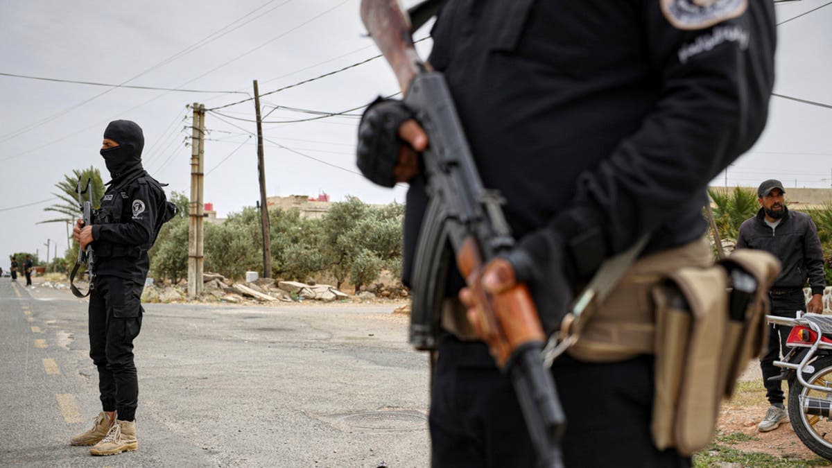 Six killed in Aleppo and Deir ez-Zor