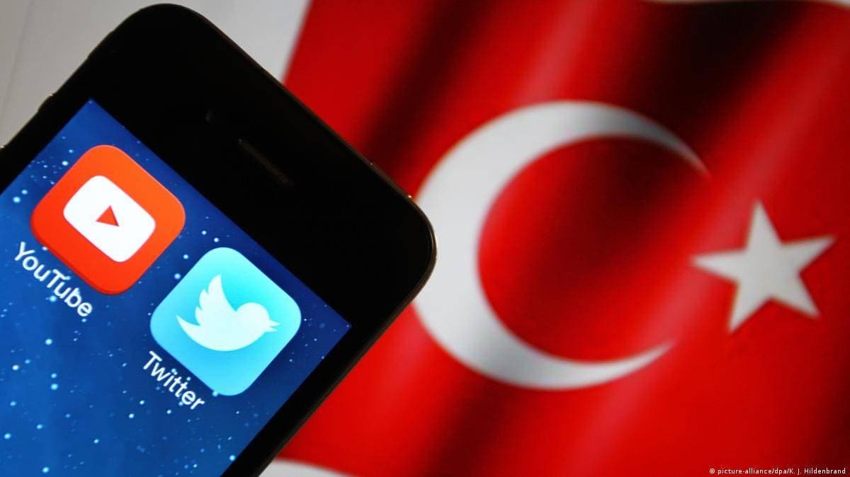تركيا تحظر استخدام وسائل التواصل للأطفال تحت 15
