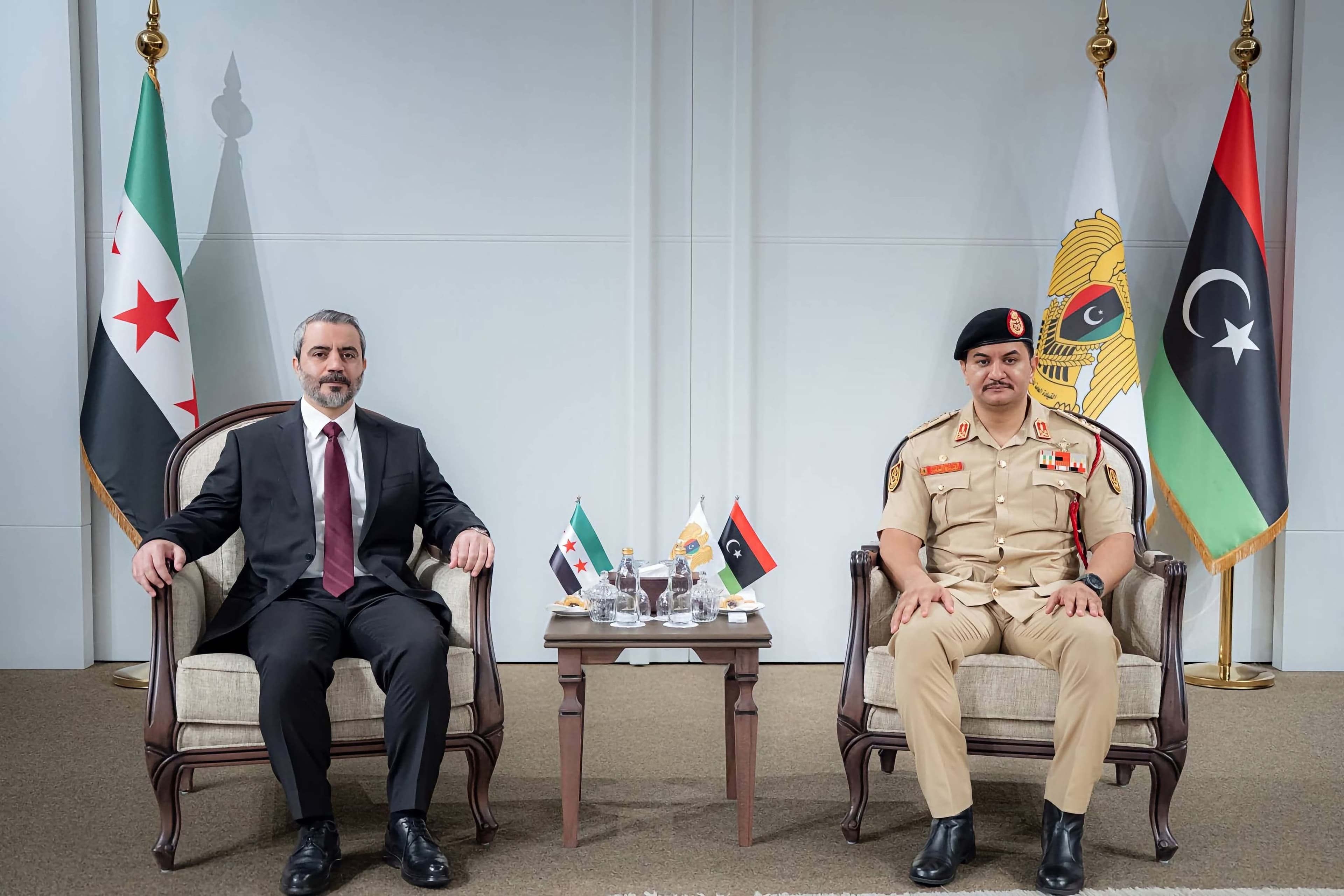 Al-Shibani reviews security issues with Libyan military