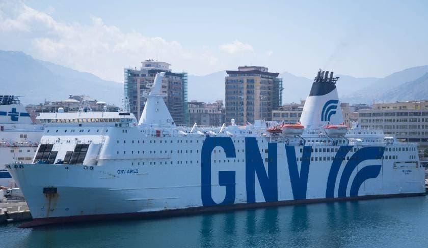 Italian port causes chaos for Tunisians