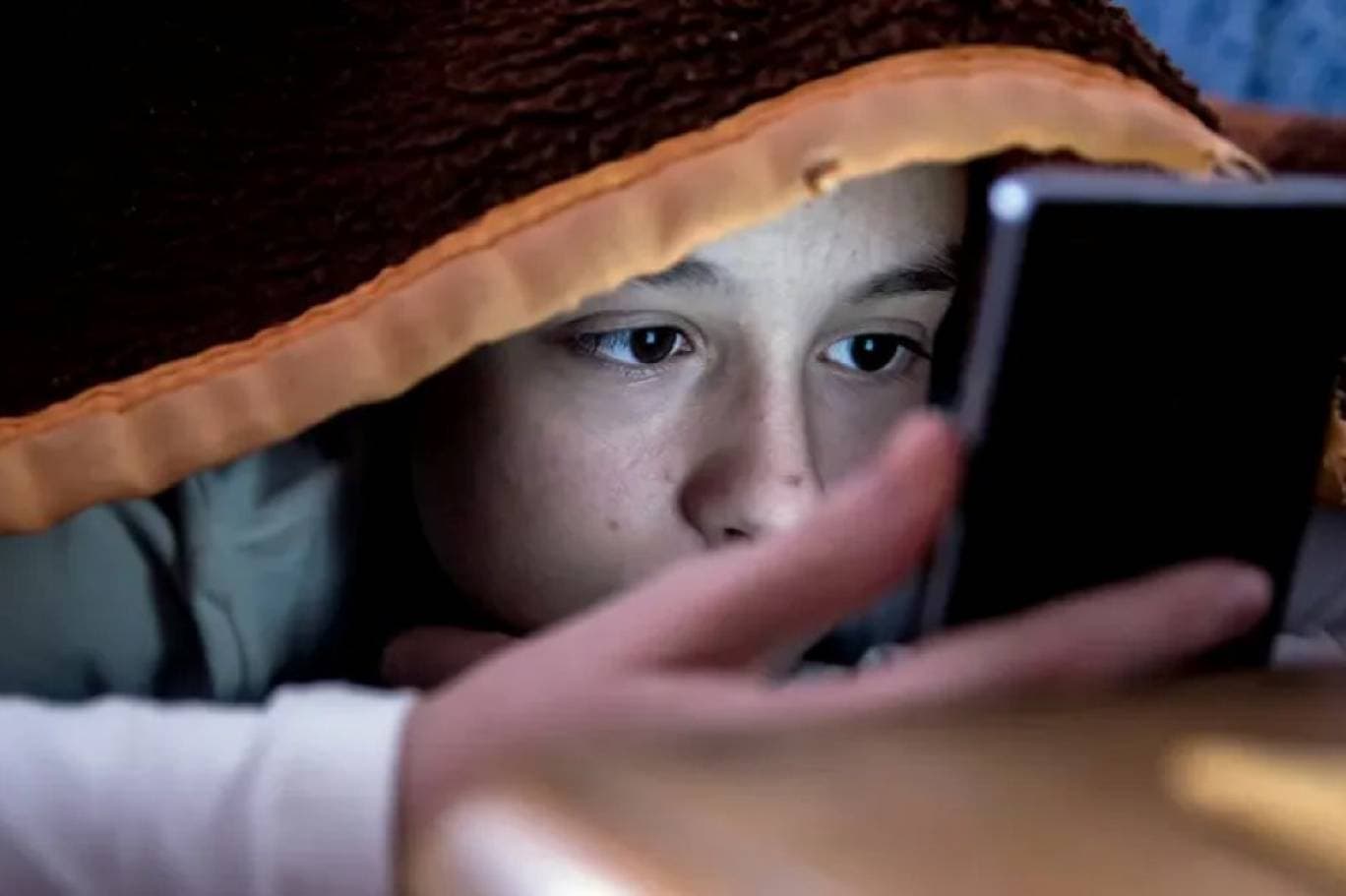Tunisia warns of child exploitation via screens