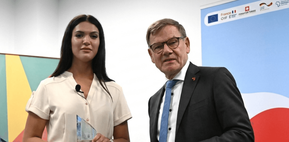 German Foreign Minister meets Tunisian student Yasmine Al-Yaqubi