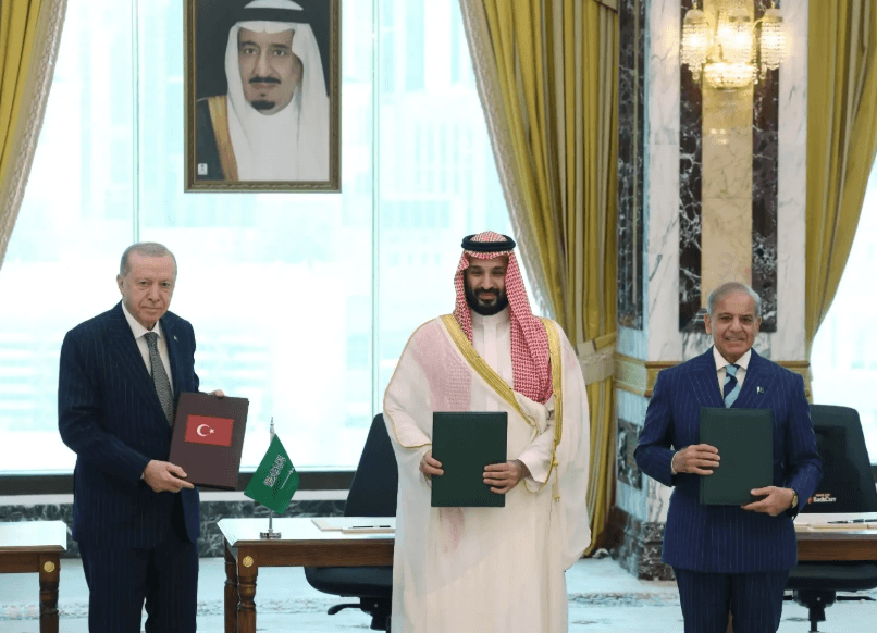 اتفاق مكة للدفاع المشترك يناقش من قبل مسؤولين أتراك