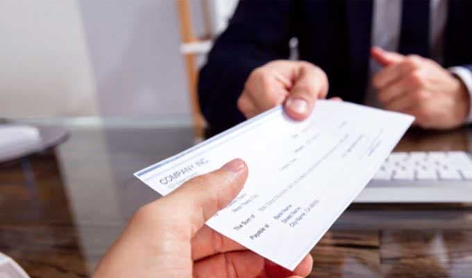البنك المركزي يوضح شروط قروض شرف دون فوائد