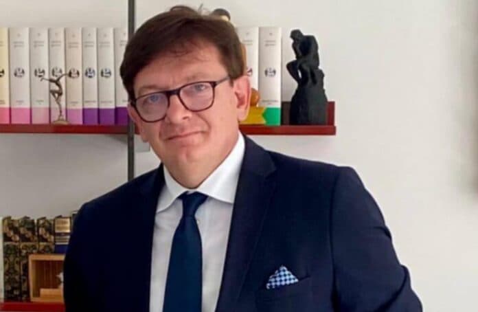 Italian Committee Chairman in Tunisia Reports Growing Community and Resource Limits