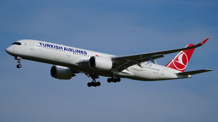 Turkish plane redirects after distress in Tunis