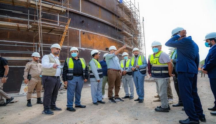 Aden Governor Orders Old Tank Repairs