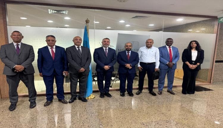 Aden News - Communications Minister Meets ITU Official