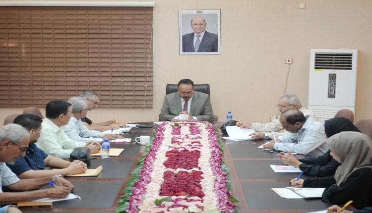 وزير الأشغال يرأس اجتماع مجلس الوزراء ويصدر قرارات تنظيمية