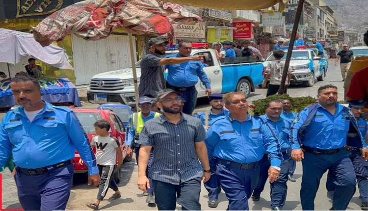 Aden: Colonel Taher clears Seera streets