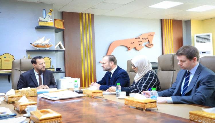 Aden Governor and UN Advisor Discuss Economic Challenges