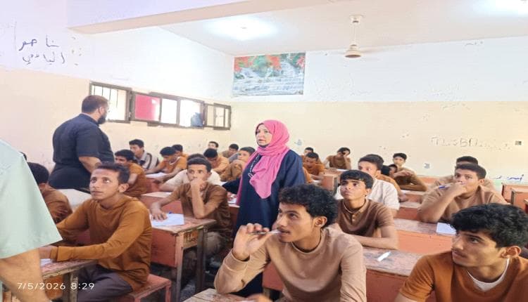 مدارس الثانوية بالشيخ عثمان تكتظ